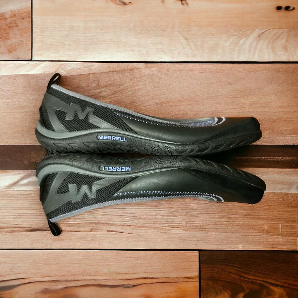 Merrell Classic Select Grip Black Tread Slip Ons! Siz… - Gem